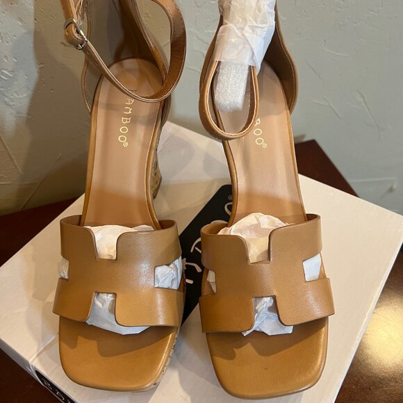 NEW Women's Bamboo Tan Strappy Wedge Heel Open Toed Heel - 6.5 - Picture 3 of 5